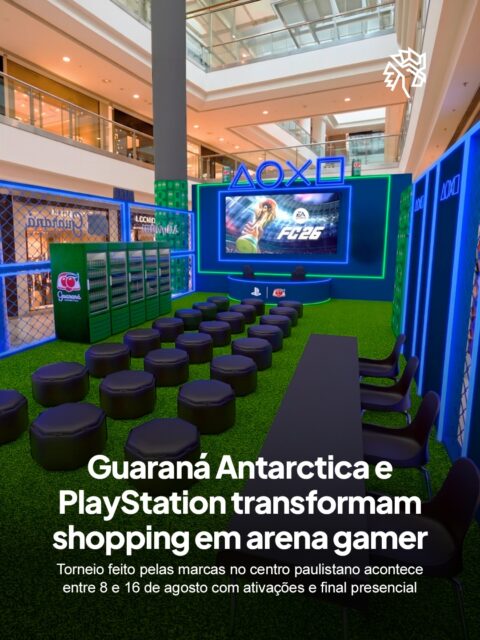 Guaraná Antarctica e PlayStation se uniram para ocupar o Shopping Cidade São Paulo com uma experiência gratuita, reunindo ativações de marca e partidas com console para o público que circula pelo local.

O espaço reúne 14 estações de PlayStation 5, com capacidade para 28 pessoas jogando ao mesmo tempo partidas de EA SPORTS FC, além de desafio de chute a gol digital, dinâmica com brindes e uma área com itens colecionáveis da história das duas marcas. O acesso às ativações acontece por ordem de chegada, exceto pelos consoles, que exigem agendamento prévio pelo aplicativo do shopping.

A ação acontece entre 8 e 16 de agosto, das 10h às 22h, no Shopping Cidade São Paulo, na Avenida Paulista. No dia 16, o espaço recebe a final presencial da Liga Guaraná, com arquibancada e premiação em consoles para os finalistas.