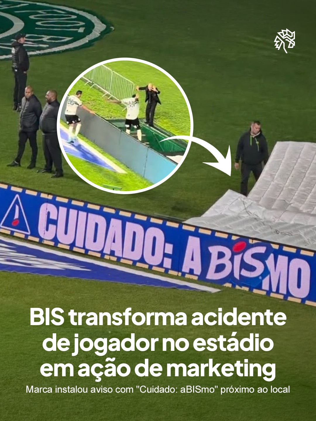 A Bis encontrou no estádio do Couto Pereira uma chance de comunicação que não estava presente em nenhum briefing. Durante Coritiba x Chapecoense, um jogador comemorou um gol pulando a placa de publicidade e caiu num buraco de dois metros que dá acesso ao túnel do vestiário visitante.

Dias após o episódio, a marca instala aviso com "Cuidado: aBISmo" próximo ao mesmo túnel, exatamente no ponto onde o lance aconteceu. O trocadilho usa a logo da marca dentro da palavra "abismo" e ocupa um espaço que normalmente passaria despercebido pelo público.

A iniciativa reforça como aproveitar o timing certo pode valer mais do que uma grande produção publicitária.
