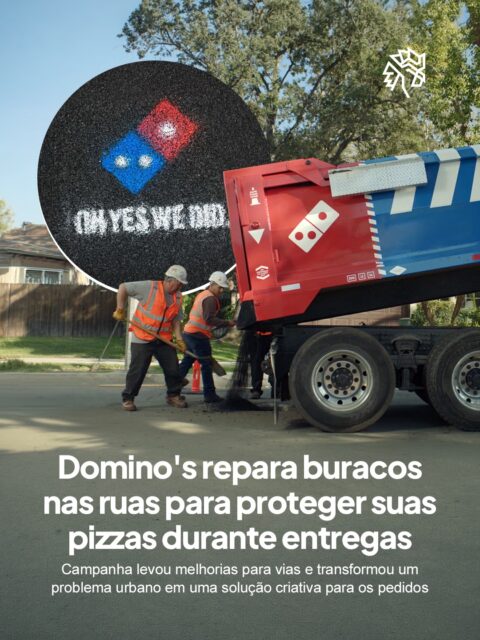 A Domino’s decidiu olhar para um problema que fazia parte da rotina de milhares de entregas e encontrou uma oportunidade onde pouca gente imaginaria. Em vez de apenas falar sobre qualidade, a marca resolveu agir fora das caixas de pizza.
A campanha “Paving for Pizza” aconteceu nos Estados Unidos em 2020 após a empresa identificar que ruas esburacadas poderiam comprometer a experiência dos pedidos durante o trajeto. A iniciativa ajudou cidades a realizarem reparos em vias e chamou atenção pela proposta incomum.
Mais do que uma ação de entrega, a ideia mostrou como problemas do dia a dia também podem virar oportunidades para marcas.