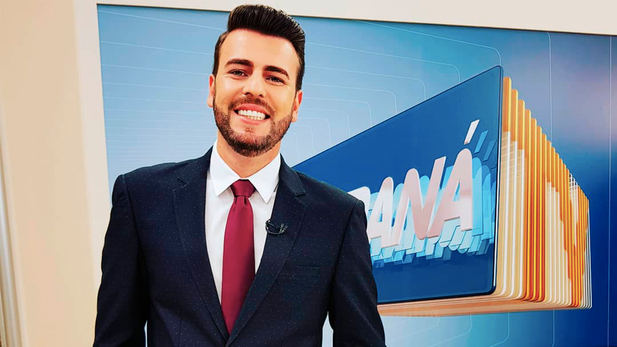 Globo demite apresentador que mostrou homem pelado durante 