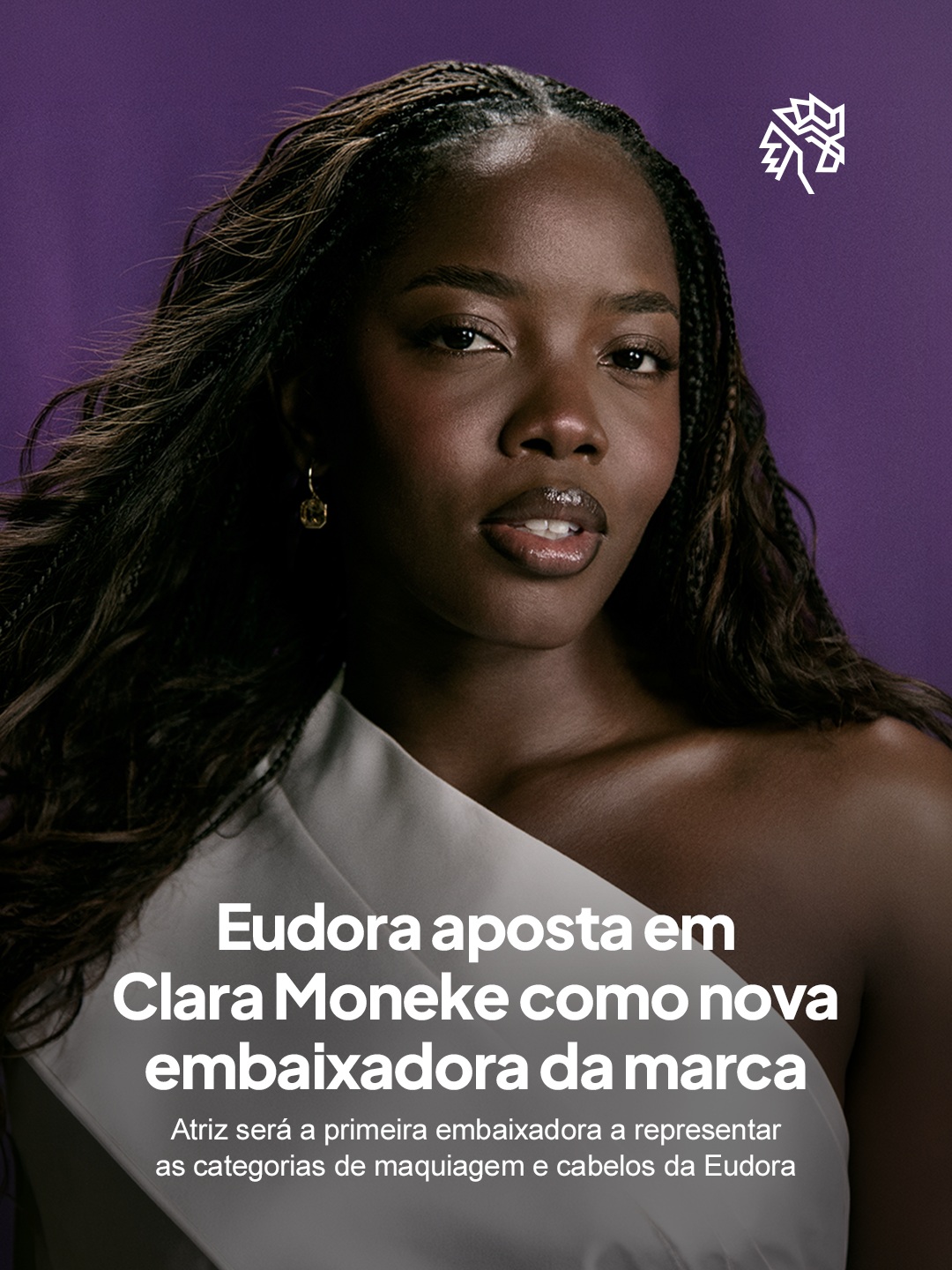 A Eudora anunciou Clara Moneke como sua nova embaixadora em um movimento inédito para a marca. Pela primeira vez, uma única personalidade passa a representar simultaneamente as categorias de maquiagem e cabelos, refletindo a busca da consumidora por uma experiência de beleza mais integrada.
Com a novidade, Clara se junta ao squad de embaixadoras formado por Grazi Massafera, Jade Picon e Silvia Braz, ampliando a estratégia da marca de conectar tendências, estilo e representatividade em diferentes frentes de comunicação.
Nos próximos meses, a atriz estará presente em campanhas, lançamentos e ativações de Eudora Make e Siàge, participando de iniciativas como o Dia do Batom e projetos da plataforma Athleisure, reforçando o posicionamento da marca em torno de uma jornada de beleza 360.