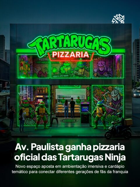 Poucas franquias atravessam gerações como as Tartarugas Ninja, e é essa nostalgia compartilhada que motiva a chegada de um espaço físico dedicado ao universo dos quatro heróis na Avenida Paulista, 967 em São Paulo.
O local reproduz a estética dos esgotos de Nova York, com fliperamas, letreiros em neon e pizzas de sabores exclusivos batizados com os nomes de Leonardo, Raphael, Donatello e Michelangelo, além de loja com produtos licenciados.
A inauguração reforça uma tendência do mercado de entretenimento: transformar franquias consolidadas em experiências presenciais que unem gastronomia, nostalgia e licenciamento.