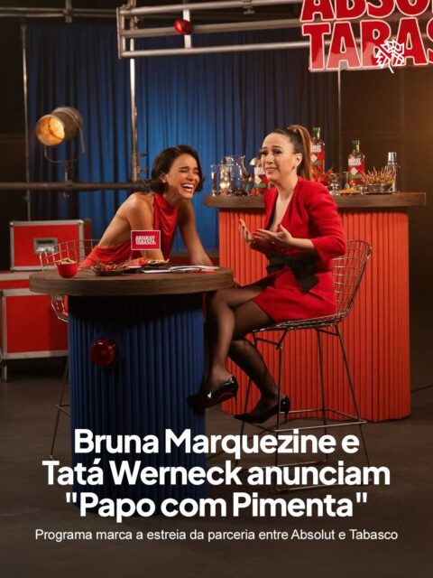 Bruna Marquezine e Tatá Werneck construíram ao longo dos anos uma amizade que o público já reconhece nas redes, e essa relação virou ponto de partida para reunir Absolut e Tabasco em um projeto de entretenimento.
O talk show nasce para apresentar de forma leve a colaboração entre as marcas, que une vodka e pimenta em uma nova linha de drinks. Ao longo de quatro episódios, as atrizes trocam histórias e experiências que se conectam às características do produto, misturando humor e coquetelaria.
A iniciativa integra uma estratégia mais ampla, que combina conteúdos proprietários, criadores e mídia para aproximar o produto de territórios como gastronomia e lifestyle.