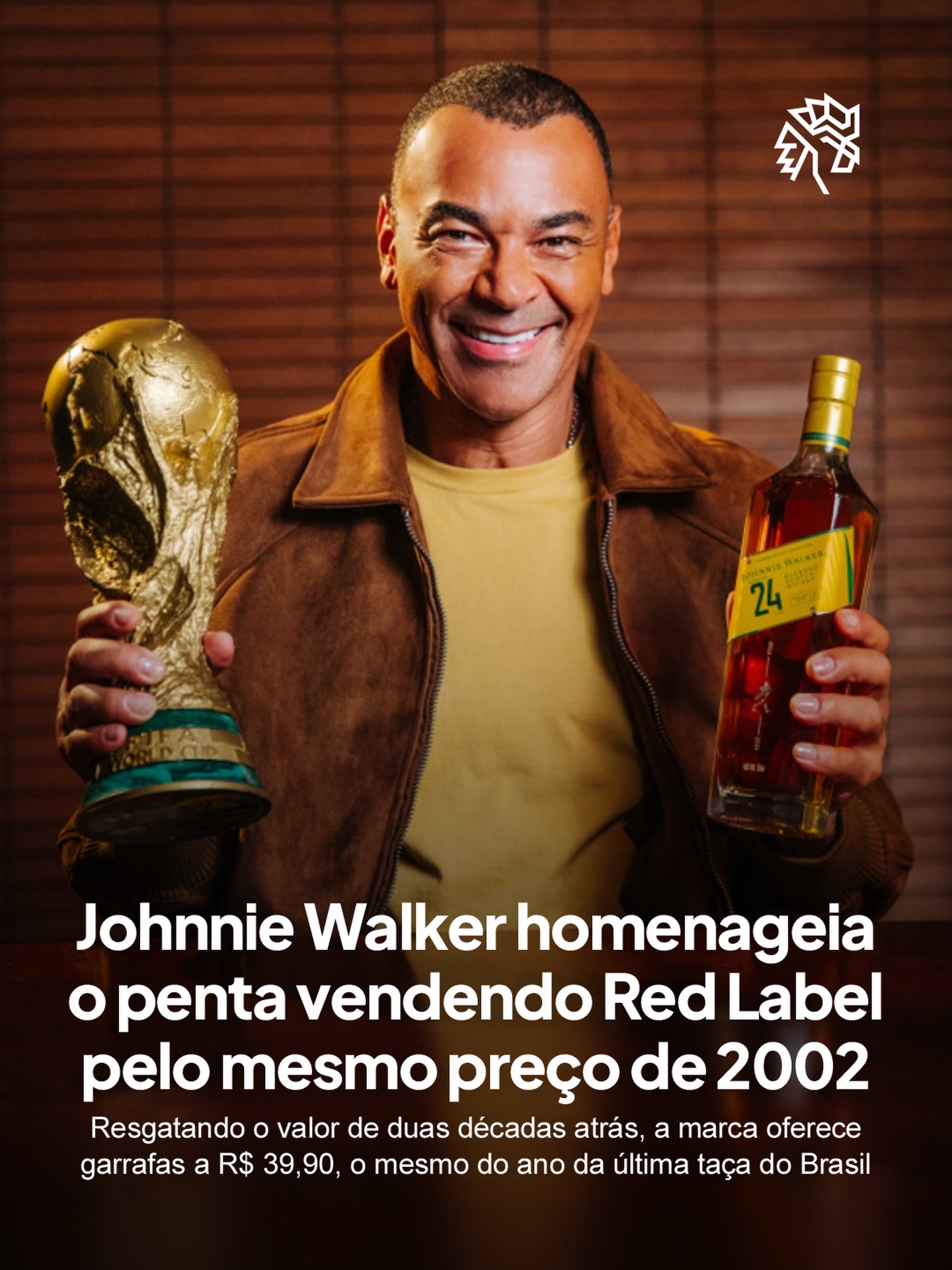Toda Copa do Mundo reabre no torcedor brasileiro a saudade de 2002, último ano em que a Seleção ergueu o troféu. A Johnnie Walker decidiu ativar ainda mais essa memória afetiva, usando o mesmo valor praticado duas décadas atrás.

Dentro da campanha "Tudo que é grandioso leva tempo", a marca se uniu ao iFood para vender unidades limitadas da Red Label 1L por R$ 39,90 e da Black Label 1L por R$ 89,90, os mesmos preços praticados em 2002.

A promoção é válida apenas hoje (24/06), com Black Label a partir das 16h e Red Label a partir das 19h, com limite de uma unidade por CPF.
