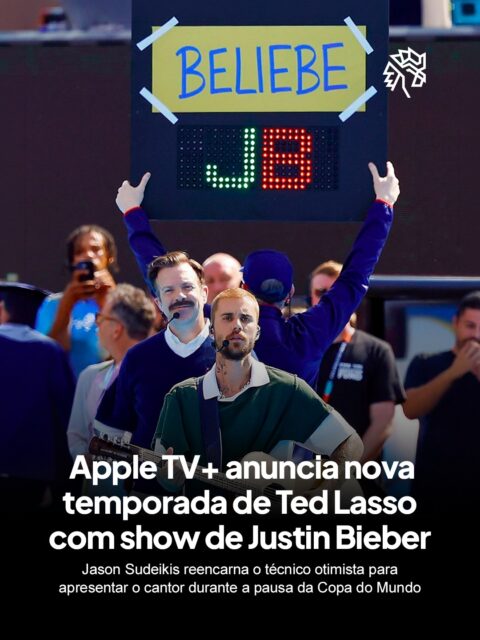 A final de uma Copa do Mundo é um dos maiores palcos que o entretenimento pode ocupar, e o intervalo acabou virando uma disputa de marcas para aparecer nesse momento de audiência global. Mas foi a Apple TV+ encontrou espaço para aparecer sem parecer um anúncio a mais.

Jason Sudeikis e Brendan Hunt retomam os papéis feitos em Ted Lasso para apresentar Justin Bieber ao público, com direito a piada sobre o fã-clube "Belieber" antes da entrada do cantor. A participação reforça o retorno da série, que ganha nova temporada em breve. Bieber sobe ao palco com violão para tocar "Everything Hallelujah".

A ação usa o próprio esporte como contexto para divulgar o lançamento da nova temporada da série, brilhando por simplicidade em meio a um show recheado de astros.