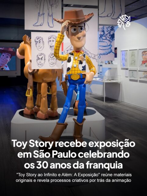A nostalgia encontra a descoberta em “Toy Story ao Infinito e Além: A Exposição”, que chega a São Paulo celebrando 30 anos da franquia com um olhar que vai além dos personagens e revela bastidores da criação da Pixar. A proposta conecta diferentes gerações em uma experiência que mistura memória afetiva e curiosidade.

Com mais de 1.100 m², o percurso apresenta esboços conceituais, storyboards, testes de animação e conteúdos inéditos que mostram como cada detalhe ganhou vida nas telas. A visita não fica só no resultado final, ela abre o processo criativo por trás de uma das animações mais marcantes do cinema.

A exposição estreia a partir de 08 de maio no Shopping Cidade São Paulo, na Avenida Paulista, com funcionamento de terça a quinta das 12h às 21h, sexta e sábado das 11h às 21h e domingos e feriados das 12h às 20h. Os ingressos partem de R$25 e a experiência reforça o apelo cultural e emocional que mantém Toy Story relevante até hoje.