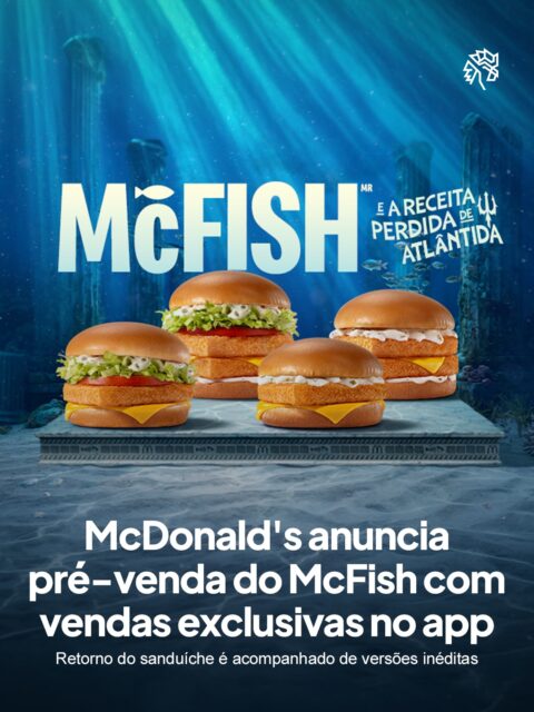O McFish construiu ao longo dos anos uma comunidade própria de fãs que espera cada retorno do sanduíche como um evento no calendário do Méqui. Para alimentar essa expectativa, a marca antecipou o relançamento com uma série de teasers cheios de pistas sobre um lugar mítico ligado à origem da receita, dentro da temática "A receita perdida de Atlântida".
Nesta terça-feira, 1º de setembro, o McDonald's abriu a pré-venda do McFish com exclusividade pelo aplicativo do Méqui, permitindo resgate nos restaurantes de todo o país, no McDelivery ou pelo Drive-Thru. Além das versões tradicionais com um ou dois filés, chegam as novidades McFish Deluxe simples e duplo, agora com alface e tomate.
A partir do dia 8 de setembro, os itens passam a valer em todos os canais e pontos físicos da rede, e a marca transforma o acesso antecipado em incentivo de conversão para o seu aplicativo.