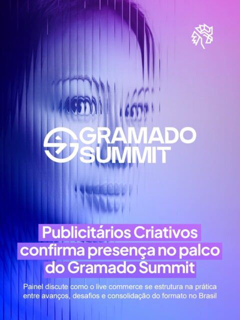 Estaremos no Gramado Summit 2026 acompanhando de perto as transformações do mercado e, no dia 8, mediando um painel que coloca o live commerce no centro da discussão sobre novos formatos de venda e conteúdo. Em um cenário onde a atenção muda rapidamente, entender como esse modelo se estrutura no Brasil passa a ser essencial.

A conversa parte de uma leitura prática do que já funciona, do que ainda está em construção e de como o mercado brasileiro começa a desenvolver um caminho próprio dentro dessa dinâmica, conectando social commerce, criação de conteúdo e comportamento de consumo.

Ao nosso lado estarão @renankfouri (Kwai) e @gabicomazzetto (Play2Shop), trazendo diferentes perspectivas sobre esse movimento e aprofundando o debate com quem está operando isso no dia a dia. O painel acontece a partir das 13h10, no Palco Principal Vero e Rio Grande Seguros.