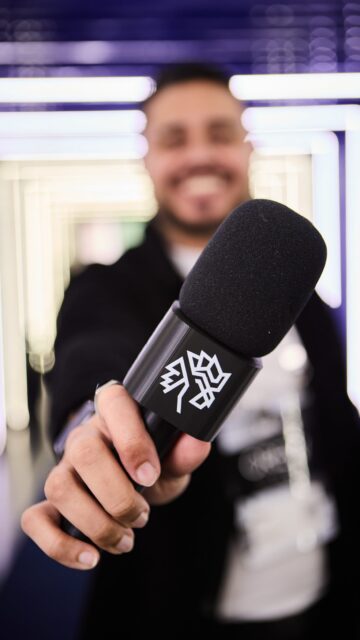 Participação especial no podcast do @mundodomarketing, direto do B2B Summit, ao lado do @felipegodoy.ig.
Um papo sobre marketing, comunicação e o futuro da comunicação, com quem já esteve à frente de grandes empresas como Canva e Pinterest.