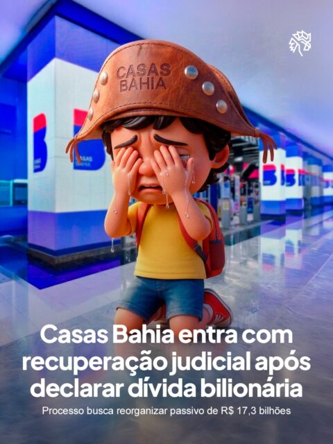 Casas Bahia sente na pele o peso de um varejo pressionado por juros elevados, crédito restrito e queda no consumo, cenário que vem corroendo a saúde financeira de companhias tradicionais do setor.
A decisão foi protocolada na Justiça de São Paulo um dia após a divulgação de um prejuízo líquido de R$ 10,1 bilhões no segundo trimestre de 2026, com patrimônio líquido negativo em R$ 8,1 bilhões. O pedido envolve dez empresas do grupo, entre elas subsidiárias de logística e tecnologia, e já resultou no fechamento de 298 lojas, cerca de 29% da rede.
A crise expõe os limites de um modelo construído sobre capilaridade física e crédito, hoje pressionado por uma reestruturação profunda.