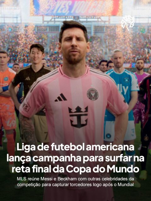 Toda Copa do Mundo deixa um público aquecido e sem destino certo assim que a taça é entregue. É exatamente essa janela de atenção que ligas locais tentam ocupar antes que o interesse esfrie, disputando espaço com o próprio calendário internacional do futebol.
A MLS lançou a maior campanha já feita pela marca em seus 33 anos de existência, criada pela Ogilvy. O elenco mistura jogadores como Messi e Son a donos-celebridade como Beckham, McConaughey, Magic Johnson e Kevin Durant. A estreia acontece durante as semifinais e a final na Fox, com ingressos gratuitos oferecidos por 22 clubes para atrair novos torcedores aos estádios.
A estratégia usa nomes já consagrados pela Copa para transformar curiosidade passageira em hábito de ir ao estádio.