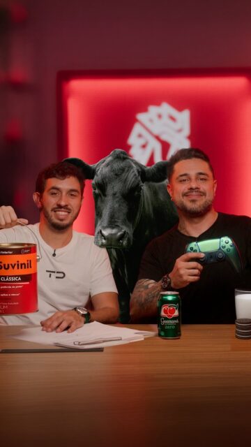 Tem vídeo novo no ar! Nesta edição, analisamos os cases de marketing e publicidade que mais deram o que falar na semana: da torcida desenhando o próprio manto à parceria inédita com o PlayStation, uma campanha de IA que provoca reflexões sobre o futuro, a transformação de um bairro do Recife e até a embalagem mexicana premiada em Cannes.
🐓🎬 Assista agora no nosso canal do YouTube.