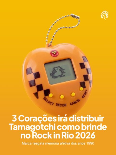 A nostalgia virou estratégia recorrente entre marcas que buscam conexão emocional com o público em festivais de música. Resgatar objetos de décadas passadas gera identificação imediata com quem cresceu com esses ícones. É nesse contexto que a 3 Corações investe em um símbolo dos anos 1990.
O brinde reproduz o formato clássico do bichinho virtual com a identidade visual da marca. O público também encontra pins e cordões para celular colecionáveis, além de experimentar a nova linha de Cafés Gelados nos sabores Tradicional, Tropical e Limão.
A aposta mostra como o apego ao passado segue funcionando como ferramenta de engajamento em grandes eventos.